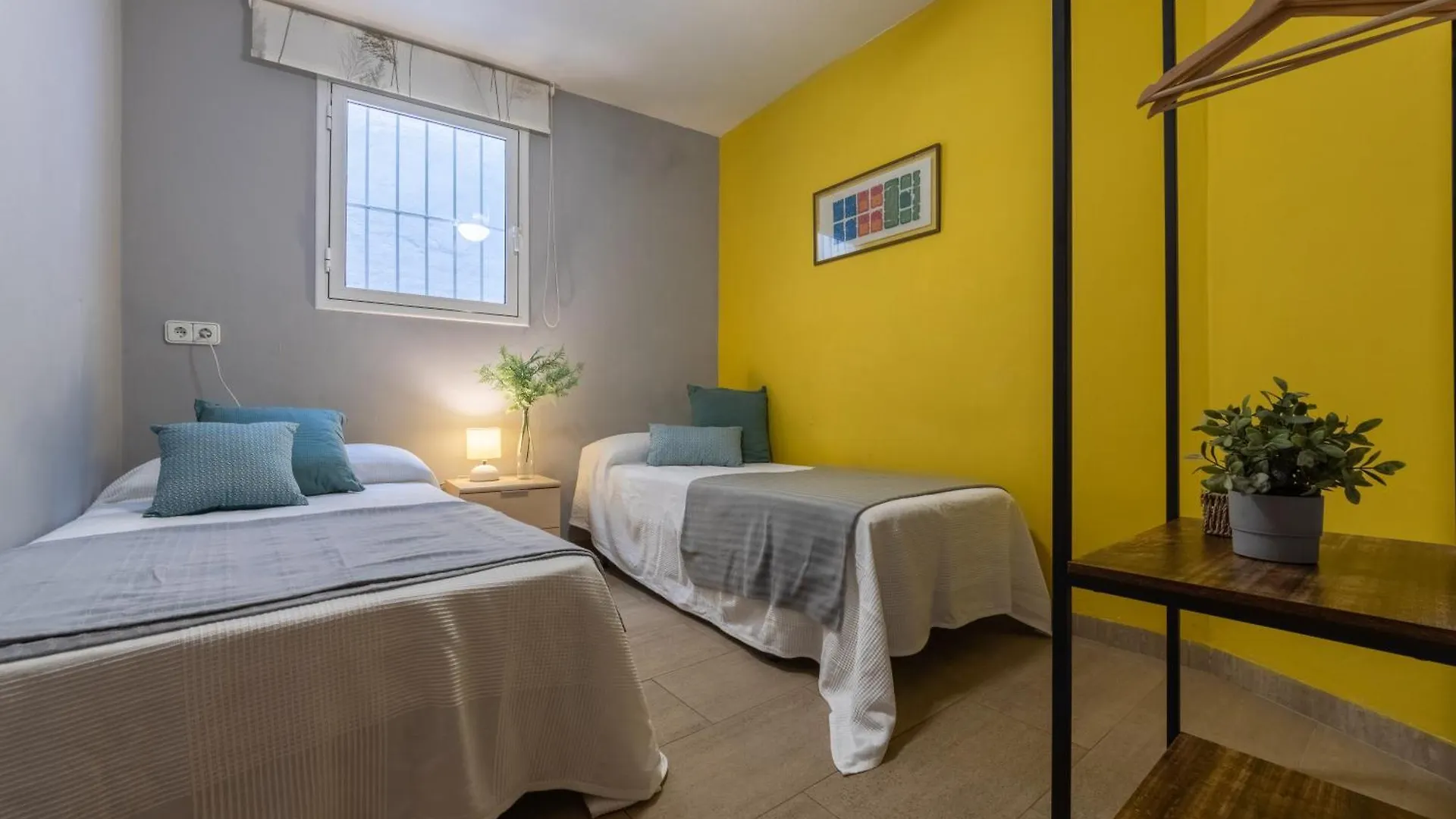 Mediona 24 Apartman Tarragona 0*,  Spanyolország